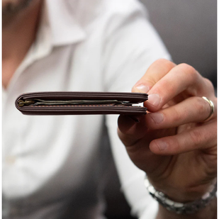 SLIM & MINIMAL DESIGN